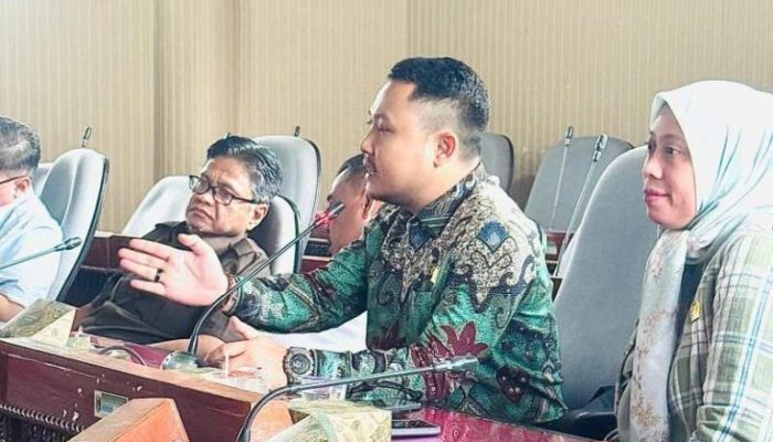 Pansus) Tata Niaga Singkong DPRD Provinsi Lampung Tengah Mendalami Temuan KPPU Terkait Impor Tapioka
