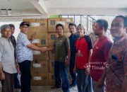 Tingkatkan Kesejahteraan Nelayan, PT Timah Serahkan Mesin Tempel untuk Kelompok Nelayan di Dusun Tanah Merah