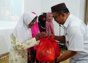 Ramadan Berbagi Keberkahan, PT Timah Bagikan Ratusan Paket Sembako dan Takjil Bagi Masyarakat di Kabupaten Bangka