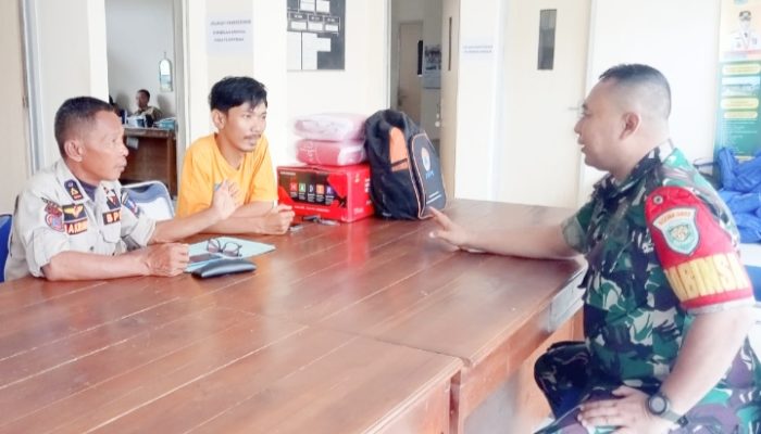 Babinsa Koramil 2305/Cinangka, Komsos Membahas Tentang Kenakalan Remaja