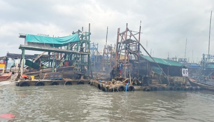 Selain Ganggu Jalur Pelayaran, Puluhan PIP Mitra PT Timah Diam-Diam Kerja Tengah Malam Sampai Pagi