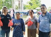 Semangat Berbagi Karyawan PT Timah di Momen Idul Adha, Warga Kesatuan Islam Tionghoa hingga Petugas Kebersihan Terima Daging Kurban