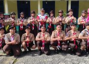 Jamhari Suhartanto Kepala Sekolah SMP 1 Pangkalpinang Lepas Peserta Pramuka Jamda V Provinsi Babel