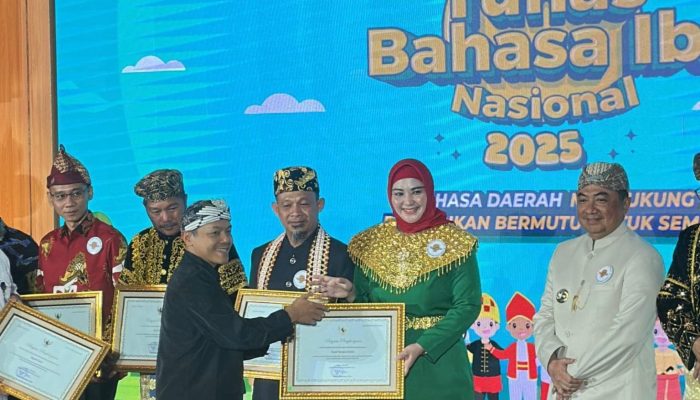 Debby: Ini Bukti Komitmen Lestarikan Bahasa Lokal