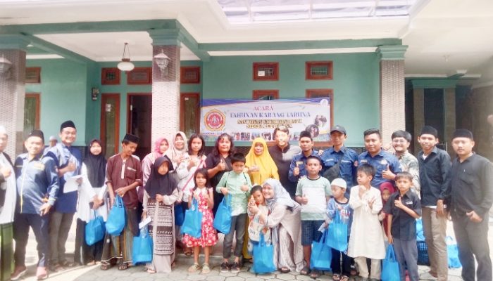 Karang Taruna dan Pemdes LebakWana Santuni 150 Anak Yatim, Dapat Apresiasi DPRD Serang