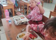SD Mardi Yuana Cilegon Apresiasi Program Makan Bergizi, Anak-Anak Antusias Nikmati Menu “5 Sempurna”