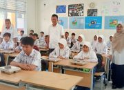 Program Makan Bergizi Gratis Disambut Antusias di SMPN 13 Cilegon, Siswa: Bisa Nabung dan Lebih Semangat Belajar