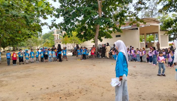 Family Gathering Bimbel Kaya Ilmu Bangun Kebersamaan dan Motivasi Belajar