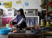 Gerakkan Ekonomi Lokal, PT Timah Gelontorkan Modal Usaha bagi 106 UMKM Lewat Program PUMK