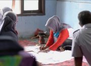 Motif Batik Lokal Jadi Identitas: PT Timah Hadirkan Dukungan Nyata bagi Perajin, Batik Pakkis Hadirkan Motif Balok Timah