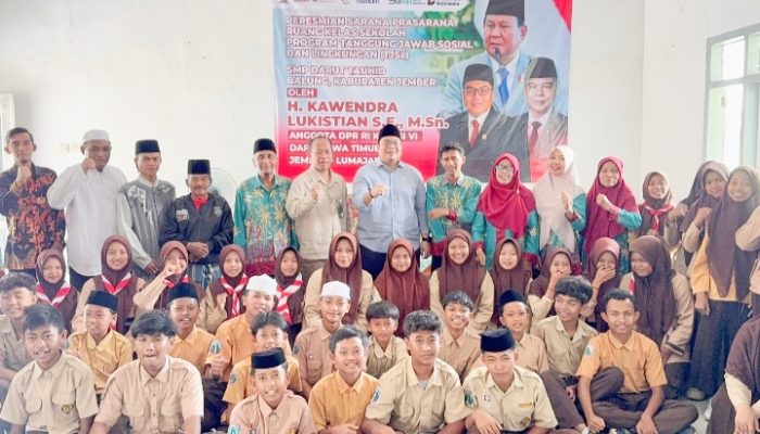 Kawendra Lukistian Resmikan Dua Ruang Kelas Baru di Jember: Komitmen Nyata untuk Pendidikan Merata