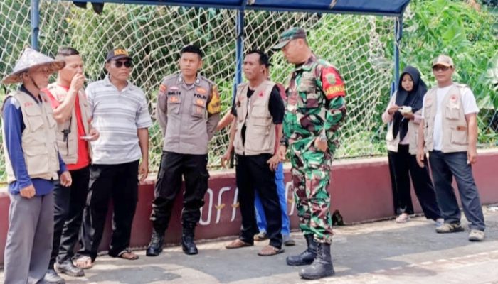 Babinsa Koramil 2306/Mancak Laksanakan Komsos di Desa Winong Dan Talaga