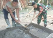 Babinsa Koramil 2304/Anyar Aktif Laksanakan Karya Bakti di Wilayah Binaan