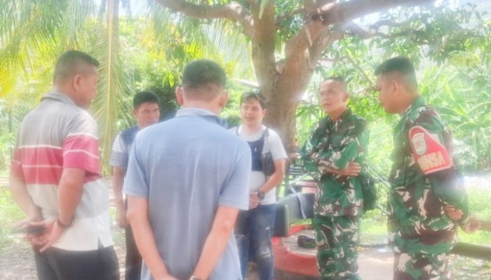 Babinsa Koramil 2302/Bojonegara Tingkatkan Komsos Bahas Keamanan dan Gotong Royong di Wilayah Binaan