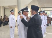 Riza Herdavid Lantik Kades PAW Desa Payung dan Kukuhkan Perpanjangan Masa Jabatan 9 Kades