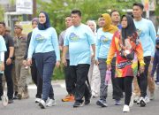 Lepas Ribuan Peserta Jalan Sehat Hari Listrik Nasional ke-80, Gubernur Hidayat Ingatkan Masyarakat Soal ini