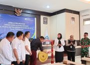Wabup Debby Launching Perlindungan Jaminan Sosial untuk 1.768 Pekerja Rentan