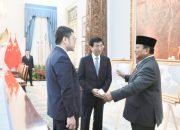 Momen Hangat Prabowo dan Wang Huning Saat Bahas Kelahiran Bayi Panda
