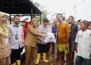 PT TIMAH Tbk Distribusikan Bantuan Pangan untuk Masyarakat Terdampak Banjir Rob di Kabupaten Bangka, Bangka Barat dan Kota Pangkalpinang