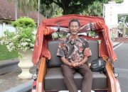 Doa Penarik Becak Lansia Tuban: Semoga Pak Prabowo Selalu Bisa Membuat Rakyatnya Tersenyum