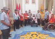 Sambut Atlet Paralympic Peraih Emas di Rumah Dinas, Robinsar Ungkapkan Rasa Bangga