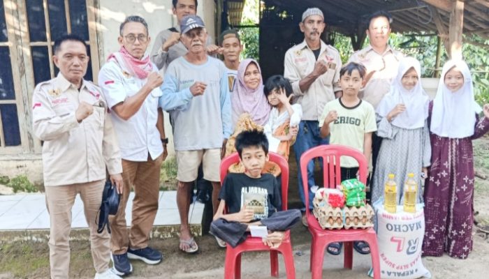 Peduli Sesama di Bulan Ramadhan, GWI Cilegon Bantu Warga Kurang Mampu di Desa Waringin