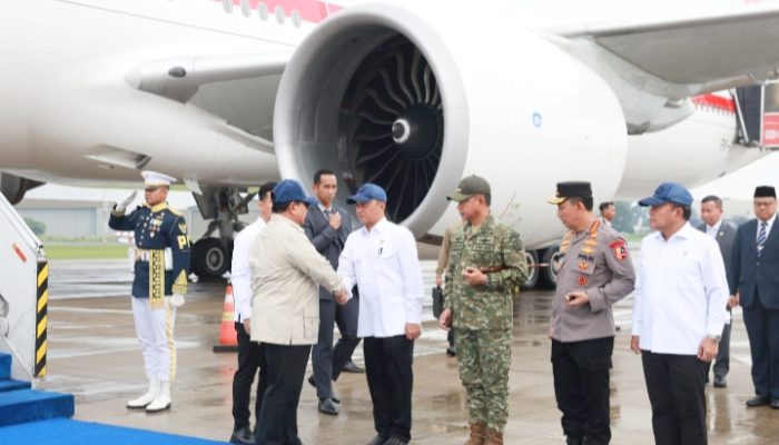 Prabowo Tiba di Indonesia Usai Lawatan ke Rusia dan Prancis, Amankan Kerja Sama Energi hingga Penguatan Pertahanan