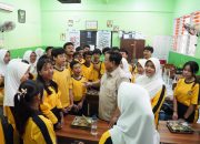 Kala Prabowo Dengarkan Cita-Cita Pelajar SMP 111 Jakarta Barat: Jadi Presiden hingga Bawa Indonesia ke Piala Dunia