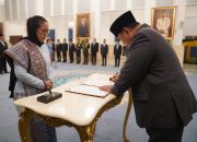 Prabowo Lantik Pimpinan Baru BGN dan Penasihat Khusus Presiden Bidang Ketenagakerjaan