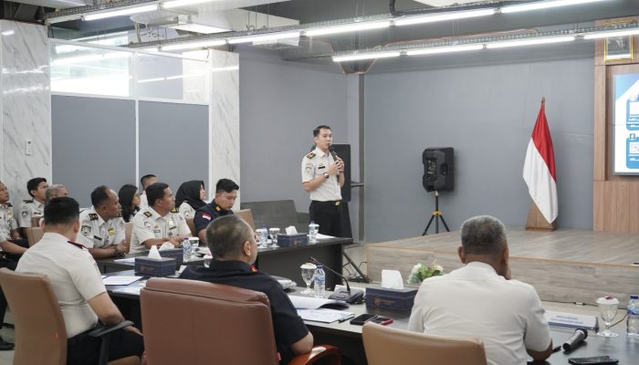 Pastikan Layanan Berkualitas, Kakanwil Imigrasi Banten Cek Fasilitas hingga Aset Negara di Imigrasi Cilegon