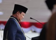 Awali Upacara HUT ke-81 RI, Prabowo Ajak Seluruh Peserta Berdoa untuk Korban Bencana
