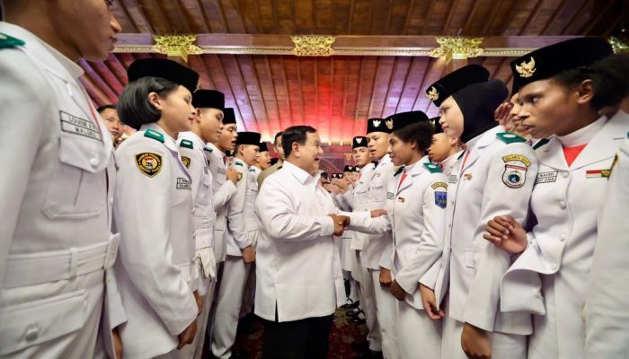Prabowo Apresiasi Dedikasi Para Petugas HUT Kemerdekaan : Terus Bawa Semangat Merah Putih