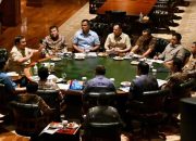 Gelar Rapat Minggu Sore hingga Malam di Hambalang, Prabowo Bahas Langkah Cepat Tangani Karhutla dan Gempa