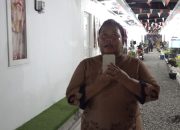 Puluhan Tahun Tinggal di Pinggir Rel, Suryani Terharu Kini Punya Hunian Layak Berkat Prabowo