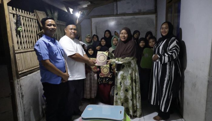 Turun Langsung Serap Aspirasi Warga Serang, Kader Partai Gerindra Bantu Sarana TPA hingga Motor Pengangkut Sampah