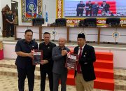 Serahkan Ranperda Perubahan APBD 2026 dan APBD 2027, Gubernur Hidayat: Uang Rakyat Harus Kembali ke Rakyat
