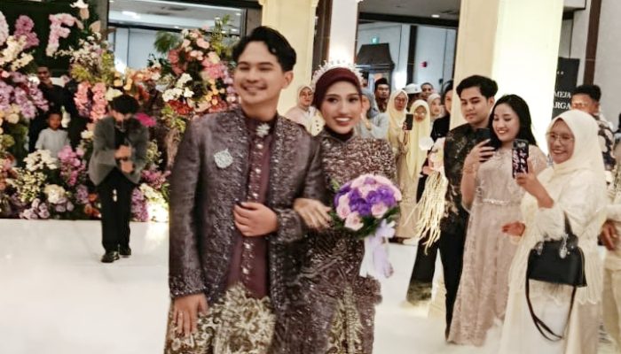 Pernikahan Putri Pertama Masduki SH Digelar Meriah di Royal Krakatau Convention Hall Cilegon