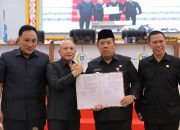 DPRD Bersama Gubernur Bangka Belitung Menyetujui Dua Raperda Menjadi Peraturan Daerah