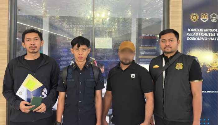Imigrasi Cilegon Bertindak! WNA Pakistan Dideportasi dari Terminal 3 Soetta