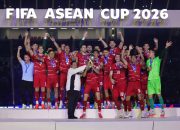 Momen Prabowo Angkat Trofi FIFA ASEAN Cup 2026 Bareng Timnas Indonesia