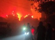 Pemerintah Provinsi Bergerak, Diperkirakan Lebih dari 60 Rumah Terdampak.