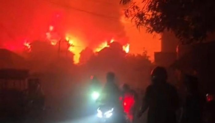 Pemerintah Provinsi Bergerak, Diperkirakan Lebih dari 60 Rumah Terdampak.