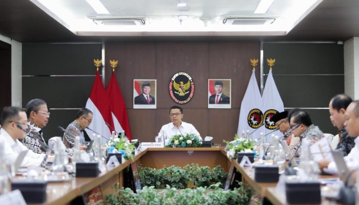 Menko Sugiono finalisasi Skema Kebijakan Pendidikan Gratis bagi rakyat