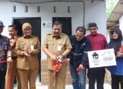 Wali Kota Pangkalpinang Serahkan Bantuan Rumah Layak Huni