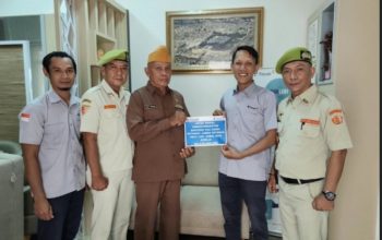 Sambut Hari Pahlawan, PT TIMAH Salurkan Tali Asih Bagi Puluhan Veteran di Bangka Belitung